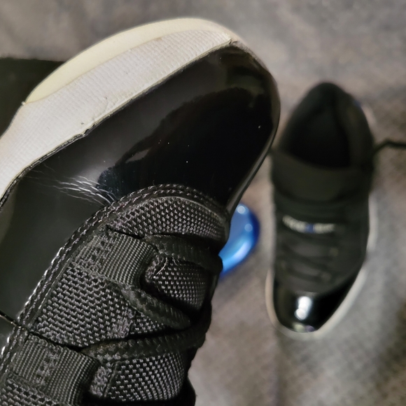 Jordan Black and Blue Athletic Shoes High-Top main image 9